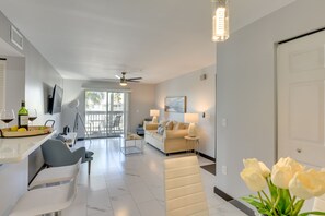 Destin Vacation Rental | 2BR | 2BA | 1,013 Sq Ft | Stairs Required