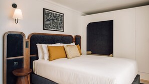 Restful bedroom equiped with a soft matress and quality linens #bedroom #rest #lisbon #pt #portugal