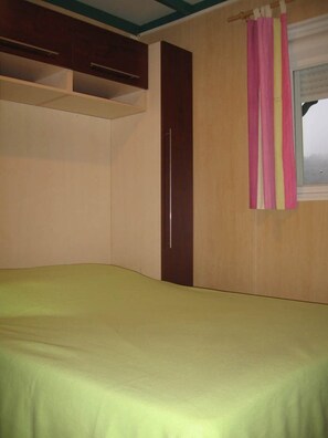 Meriva - Mobil home 3 personnes (05)