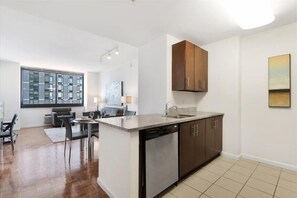 Jersey City 1 Bedroom Kitchen
