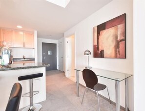 Cambridge 2 Bedroom Kitchen