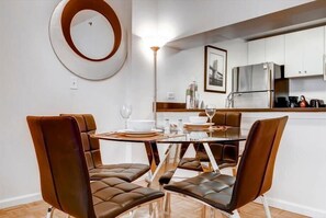Hoboken 1 Bedroom Dining Room