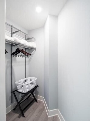Bethesda 1 Bedroom Misc.
