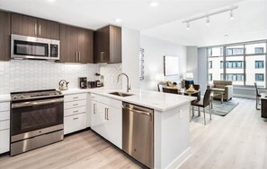 Bethesda 1 Bedroom Kitchen