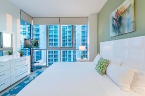 Miami Miami Beach 1 Deluxe Partial Ocean Vi Bedroom 1