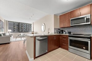 Jersey City 1 Bedroom Kitchen