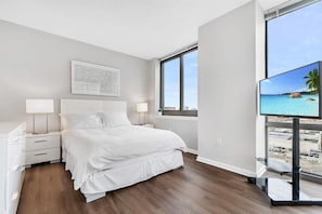Jersey City 2 Bedroom River View Bedroom 2