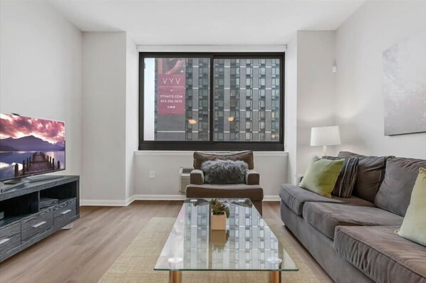 Jersey City 1 Bedroom Living Room