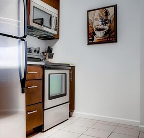 Jersey City 1 Bedroom Kitchen