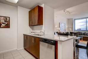 Jersey City 1 Bedroom Kitchen