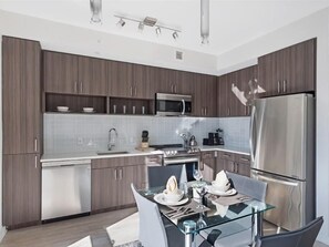 South Arlington Arlington 1 Bedroom Kitchen