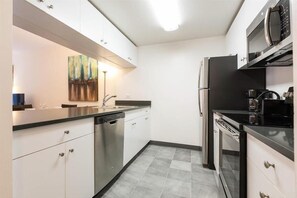 Hoboken 1 Bedroom Kitchen