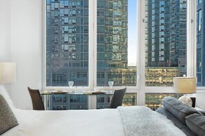 Midtown West New York Studio Living Room