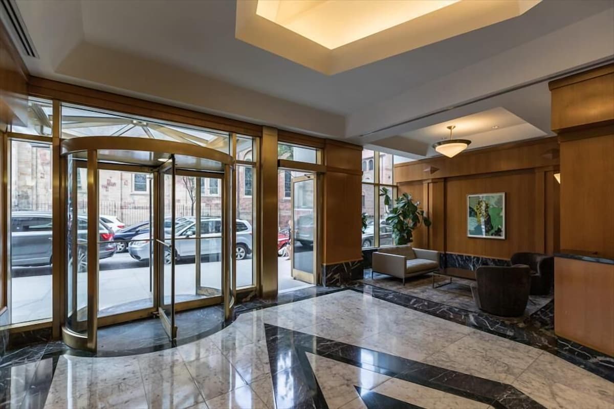 Luxury 1 bed in historic Upper East Side