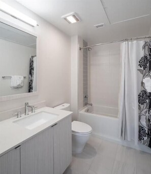 South Arlington Arlington 1 Bedroom Bathroom