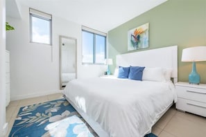 Miami Miami Beach 1 Bay View No Balcony Bedroom