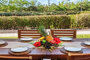 Outdoor dining