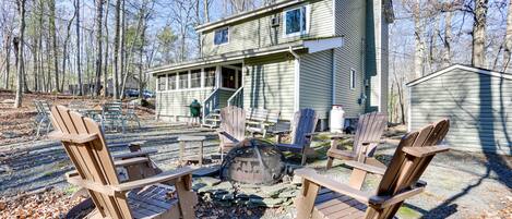 Lackawaxen Vacation Rental | 3BR | 2BA | Stairs Required | 1,345 Sq Ft