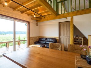 ・[Side Cottage] Please spend a relaxing time while looking at the rural scenery.