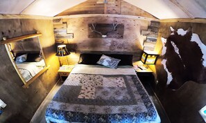 Cozy, Southwestern rooms are quiet, yet a stone's throw from the highway. 