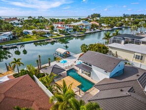 Manatee Cove - By Lido Key Vacations