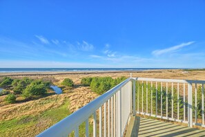 Experience incredible ocean views from the 4th floor!