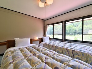 Japanese-Western style room