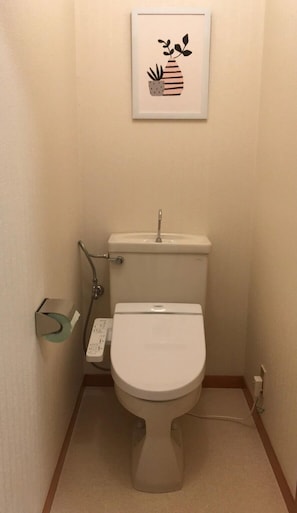 toilet