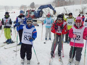 ・Please use it for an overnight stay after enjoying skiing and snowboarding.