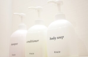 Bathroom amenities