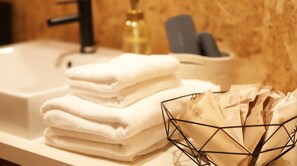 Équipements de salle de bain