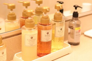 Équipements de salle de bain