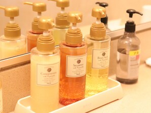 Équipements de salle de bain