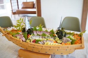 *Reservation required *Seto Inland Sea fish on a funamori plate for 4 people ~ 11,000 yen