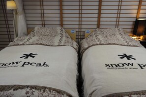 Simmons Bed