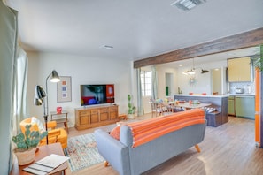 Living Room | Main Floor | Smart TV | Central A/C