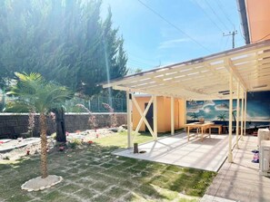 ・Enjoy BBQ on the spacious terrace