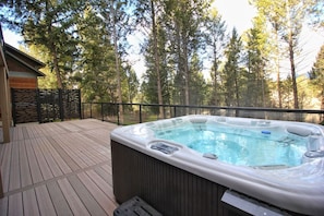 Bain à remous extérieur