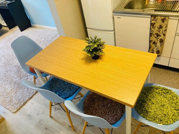dining table