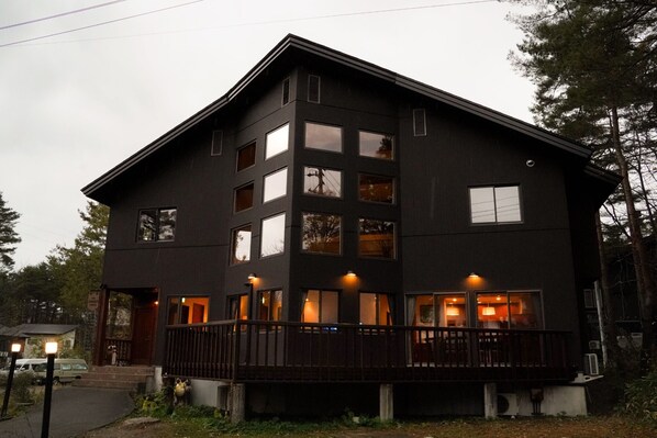 exterior + deck space in front of the house