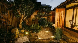 ・[Kawaracho Courtyard] Illuminated at night, creating a fantastic atmosphere