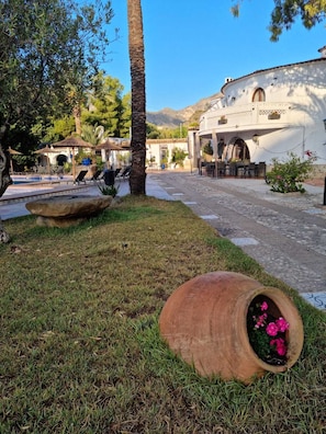 Enceinte de lâhĂ©bergement