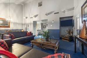 Living Room - Cable TV