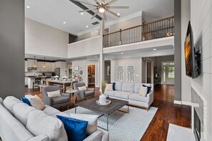 Open concept living, dining and kitchen.