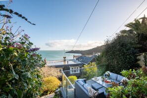 Welcome to Chy an Mor in Coverack, boasting glistening ocean vistas from your private terrace