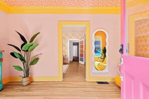 Step into your perfect retreat in Music City, The Dolly House on Music Row!