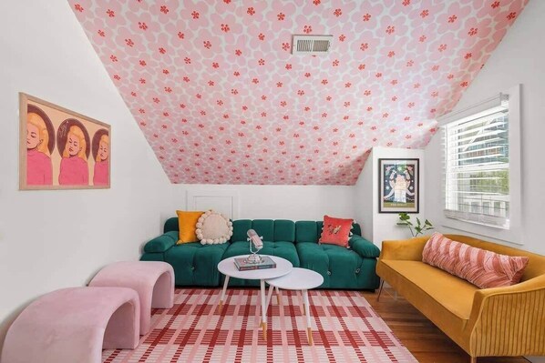 "The Dolly Loft" is the ultimate home base for your group adventure in Music City!STRP # 2023028005