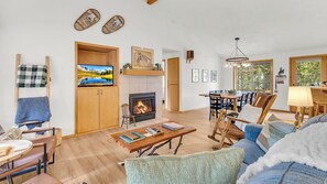 Living Room w/ fireplace - Living Room w/ fireplace