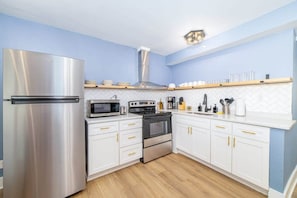 Fully Stocked Kitchen