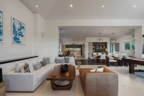 Living room, kitchen, dining area